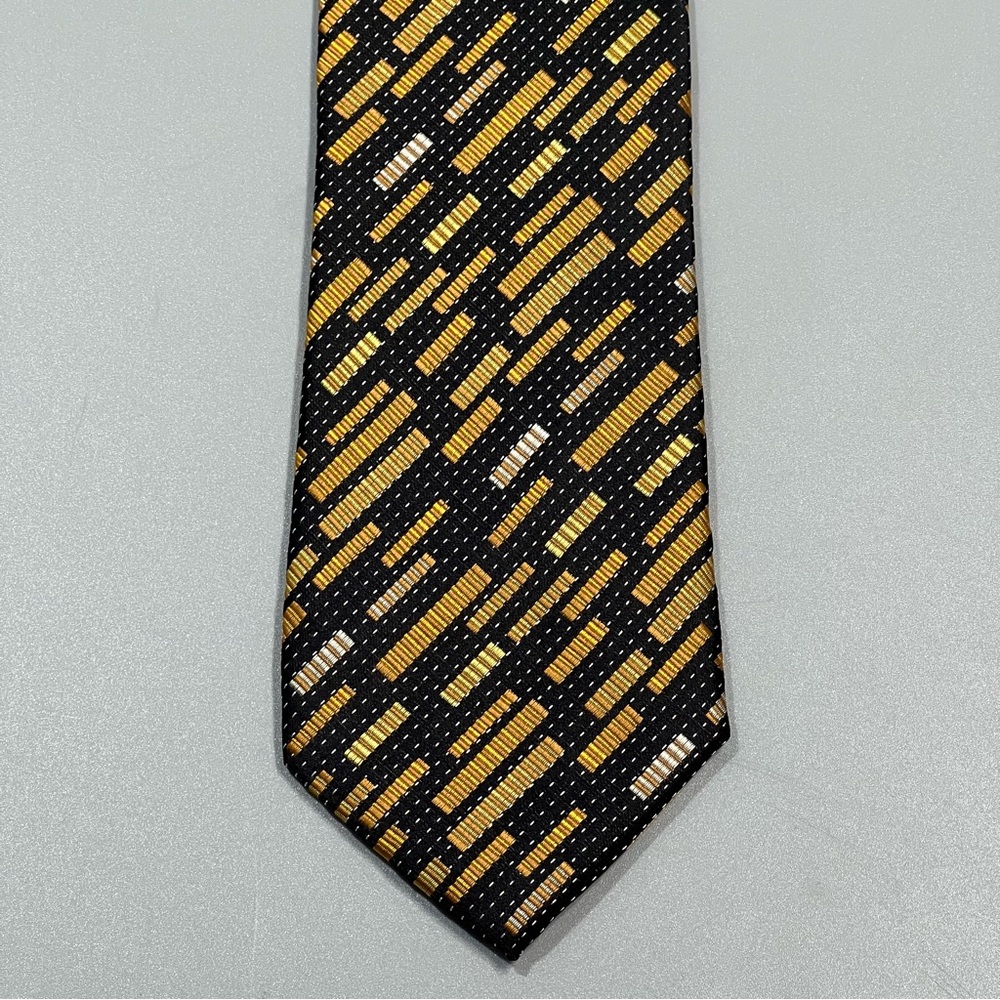 Vitarelli Italy Microfiber Men's Neck Tie Geometric Pattern in Black & Yellow